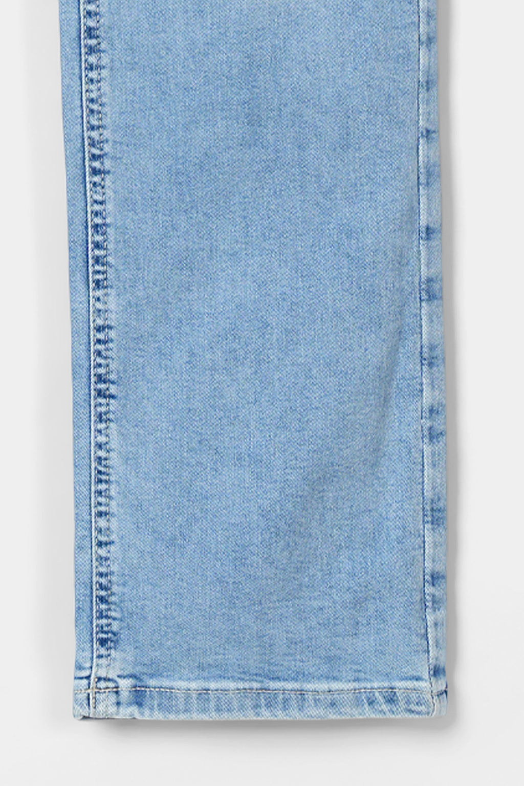 Women Slim Fit Light Blue Jeans