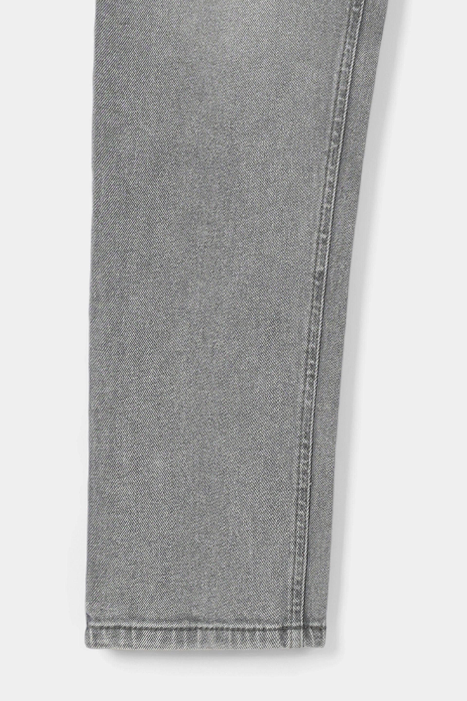 Women Skinny Fit Grey Jeans
