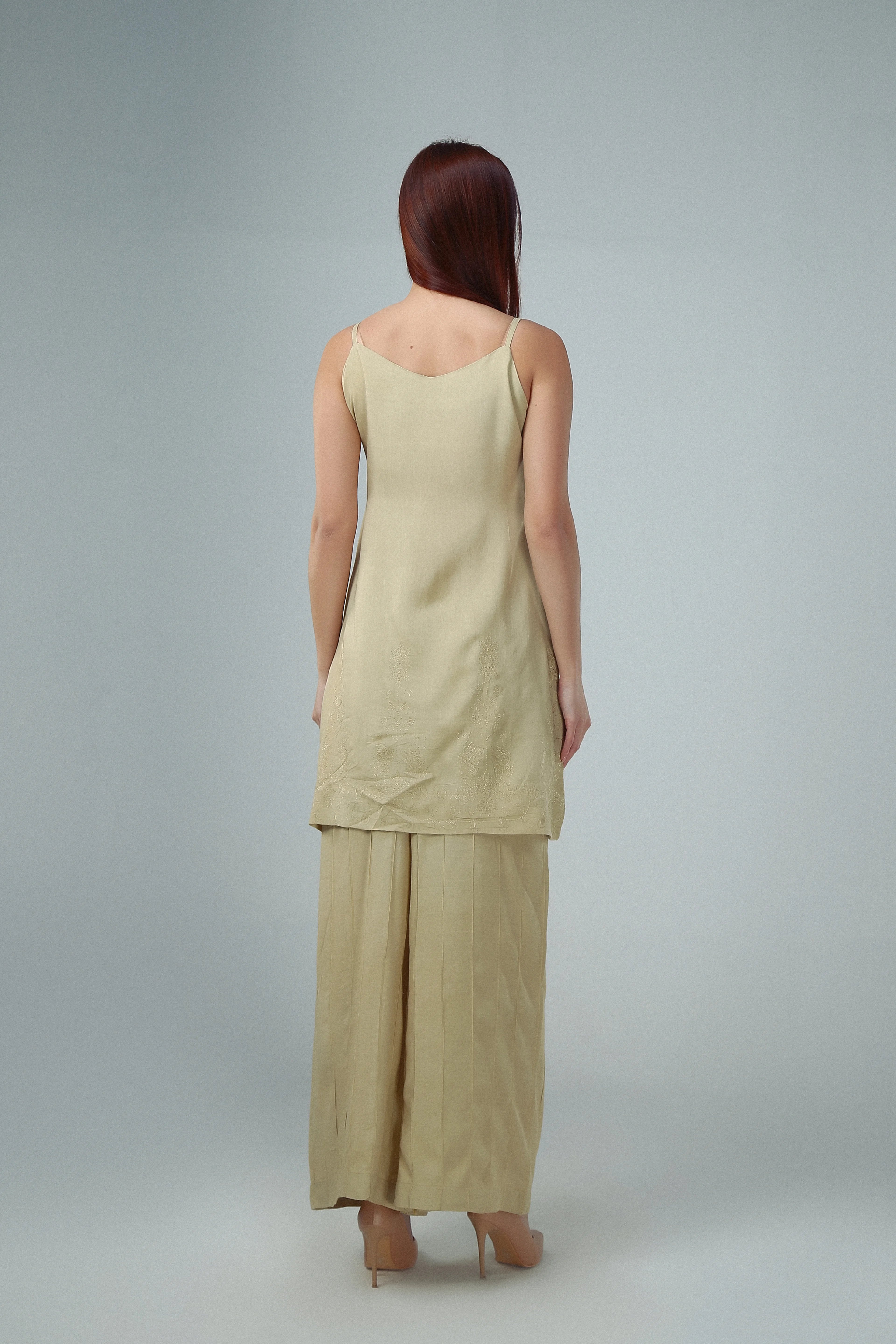 2PC-Sand Dune Embroidered