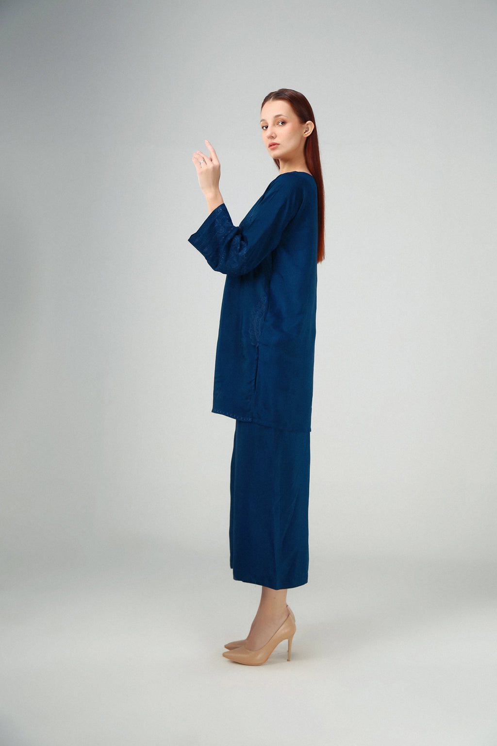 2PC-Navy Embroidered