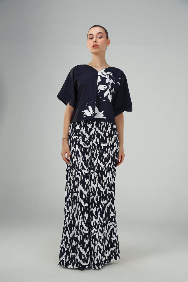 2PC-Moonlit Meadow Hover Image