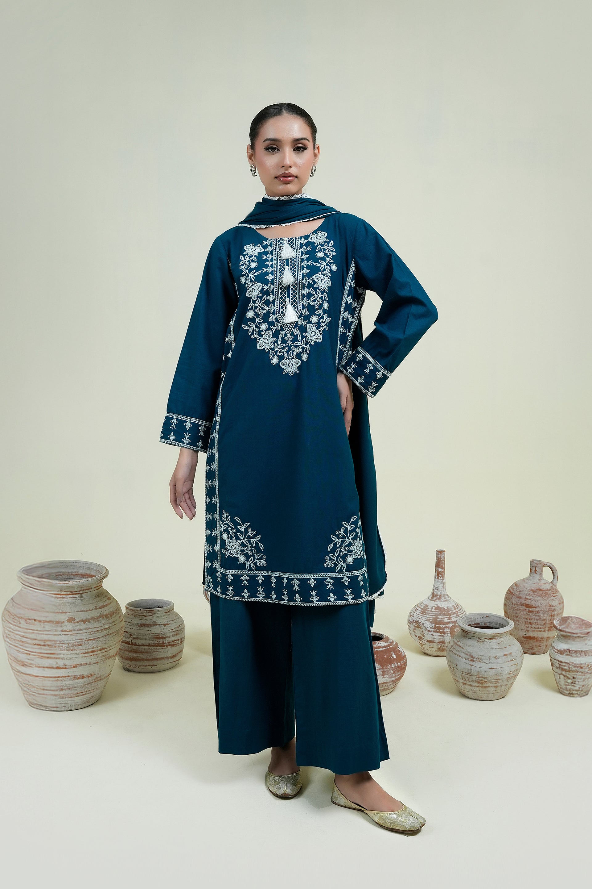 3PC-Lumin Embroidered