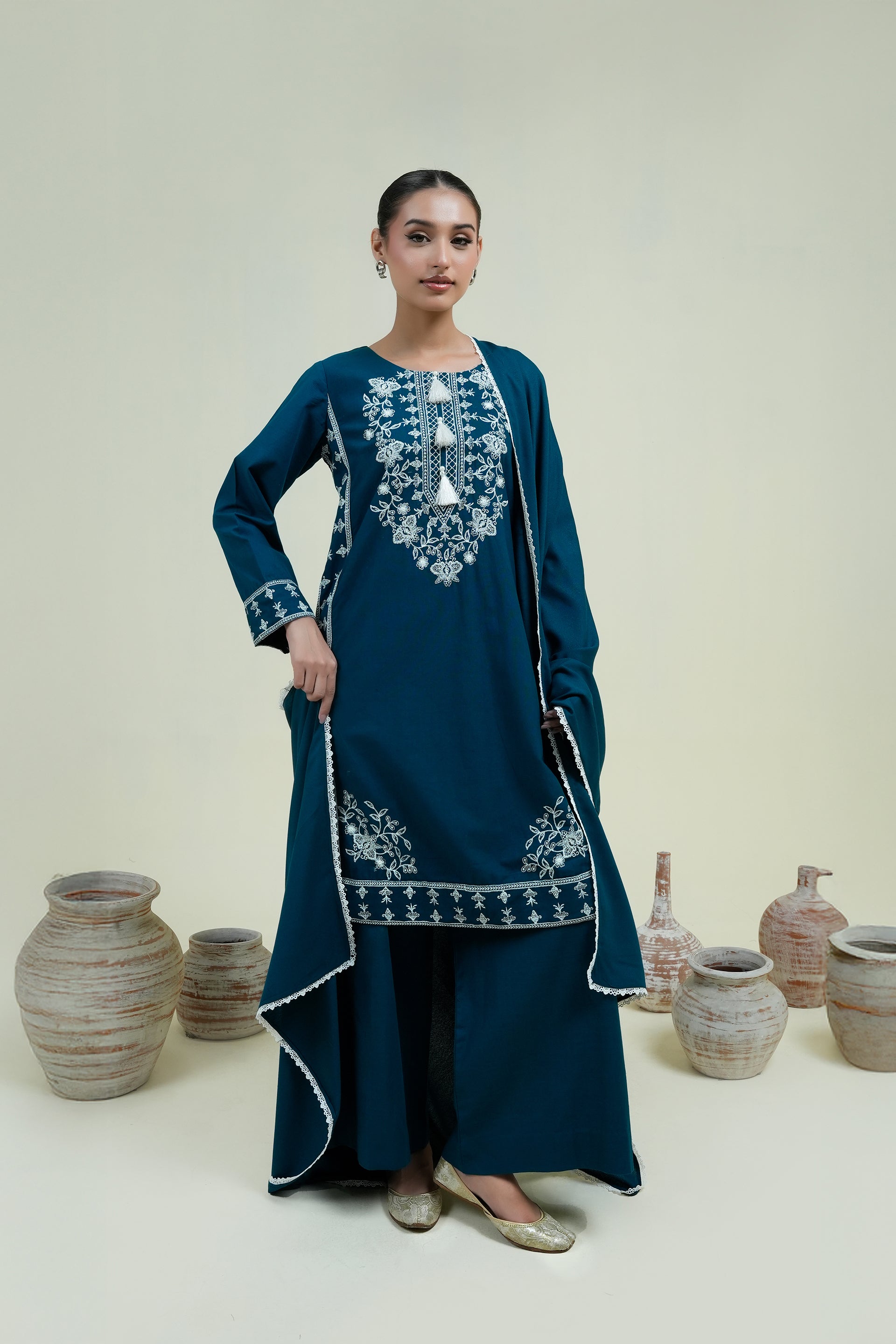 3PC-Lumin Embroidered