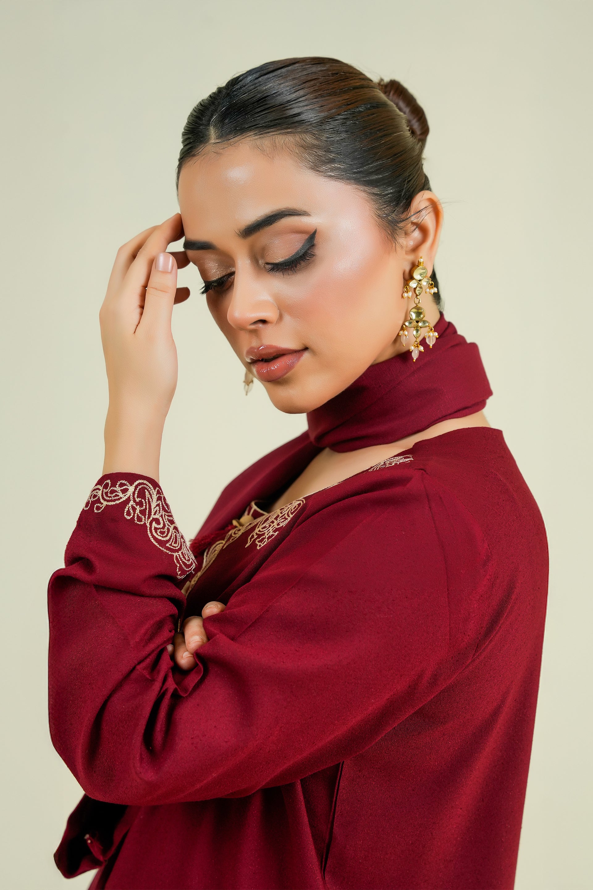 3PC-Majesty Embroidered